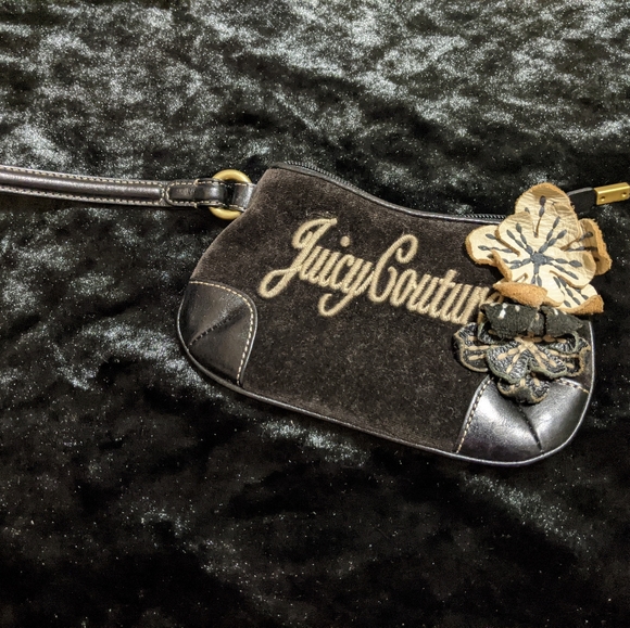 Juicy Couture Wristlet Purse - Picture 1 of 4